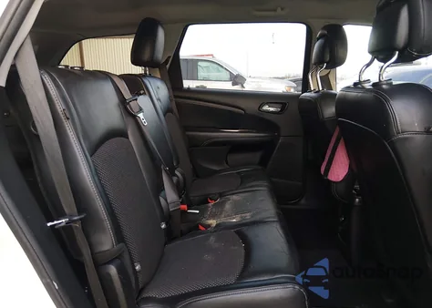 2017 Dodge Journey Crossroad Plus z USA, uszkodzony, nr VIN 3C4PDCGG6HT633575